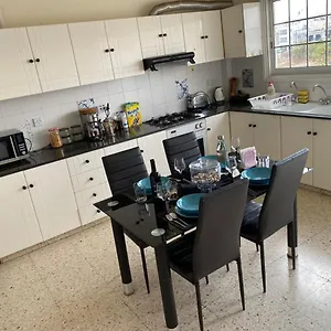 Comfort Kwatera prywatna Larnaca